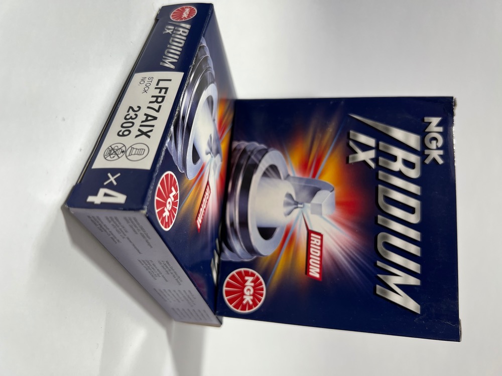 تصویر از شمع NGK پایه بلند ix ژاپن